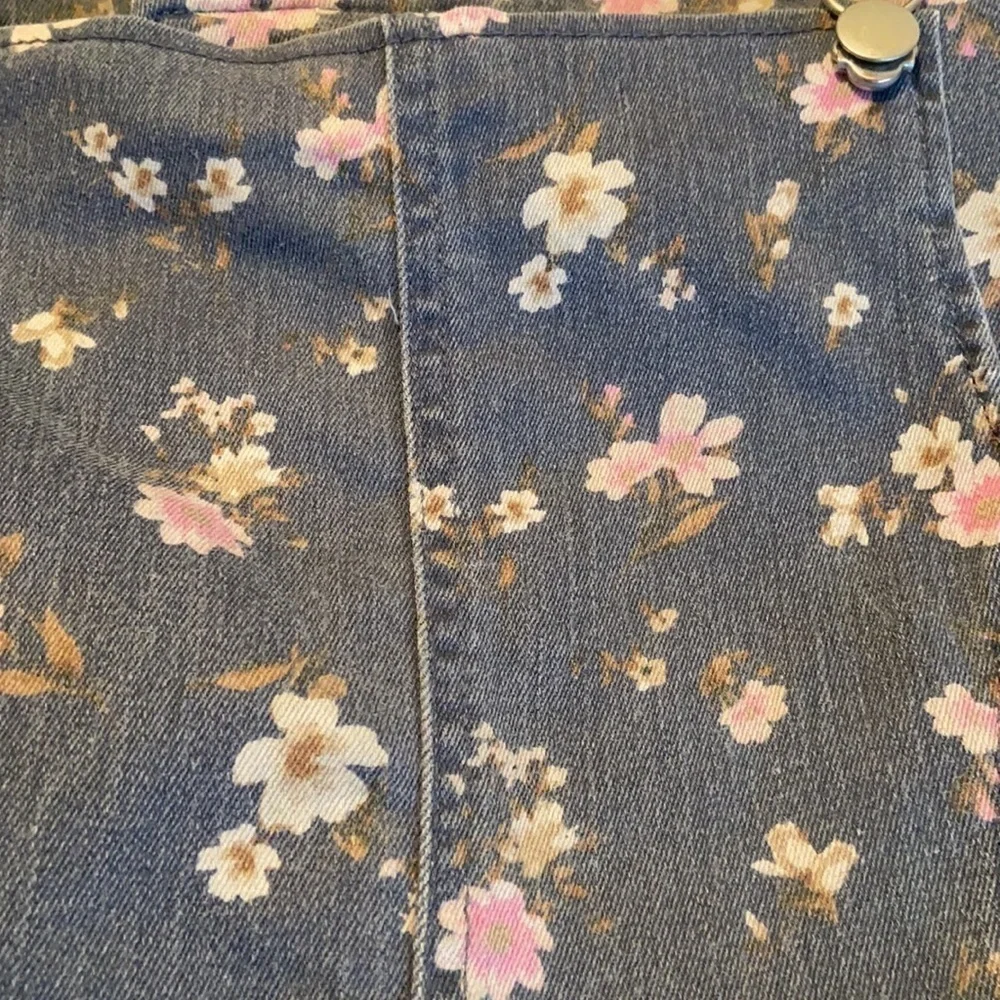 No Boundaries Denim Overalls Dress Floral Print Juniors 11/13